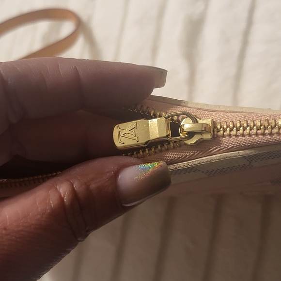 Louis Vuitton Neverfull Azur Tha Rose - Pouch only. - Picture 8 of 8